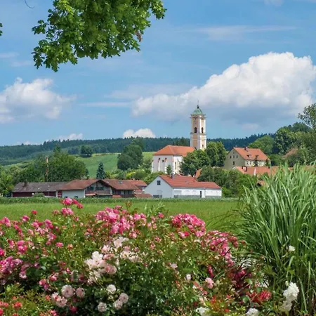 Grosses Studio Am Kurpark In Bad Birnbach Mit Balkon *